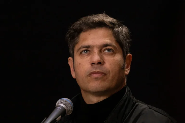 Clima político: con la oposición dividida y Kicillof al frente, la gestión nacional sostiene un piso de aprobación del 35%