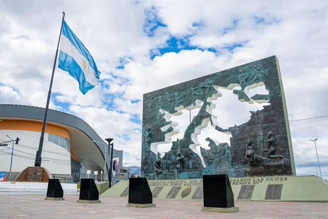 Soberanía y medio ambiente: investigarán a empresas israelíes y británicas por la extracción de petróleo en Malvinas