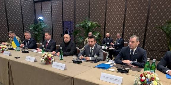 Negociaciones al límite: EE.UU. e impulsos europeos buscan destrabar un plan de paz para el conflicto ucraniano